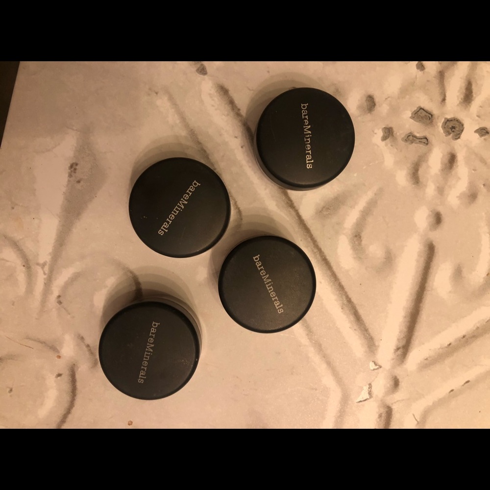 Bare-minerals bundle